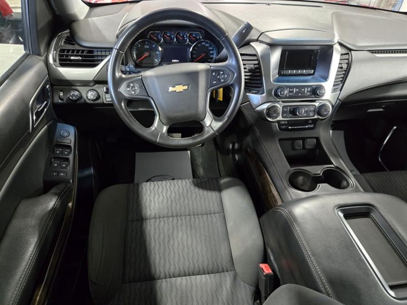 chevrolet Suburban 2015 - 17