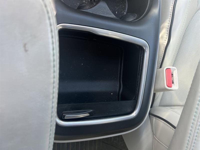 chrysler Pacifica Hybrid 2018 - 39