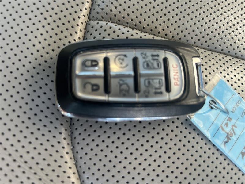 chrysler Pacifica Hybrid 2018 - 43