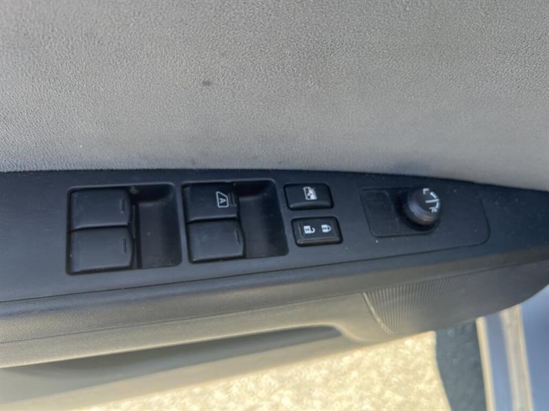 nissan Sentra 2011 - 6