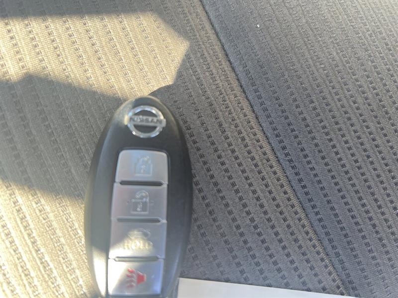 nissan Sentra 2011 - 16