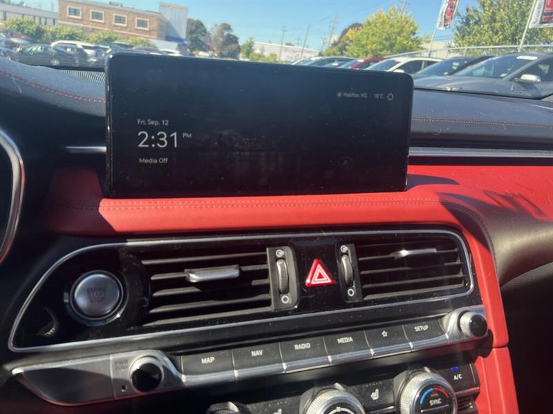 genesis G70 2022 - 25
