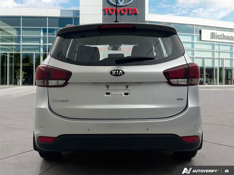 kia Rondo 2017 - 7