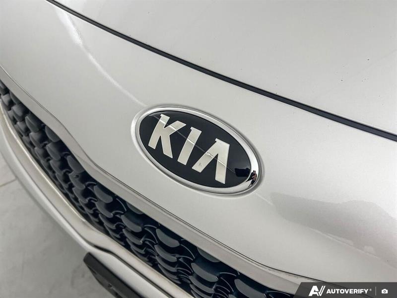 kia Rondo 2017 - 11