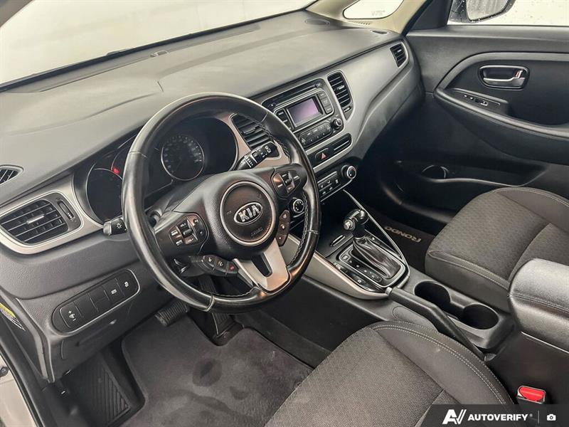 kia Rondo 2017 - 15