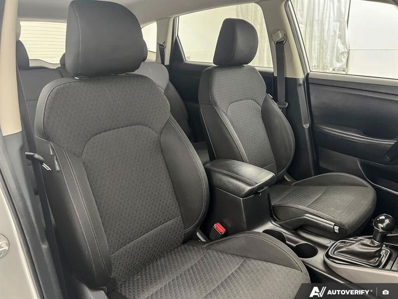 kia Rondo 2017 - 24