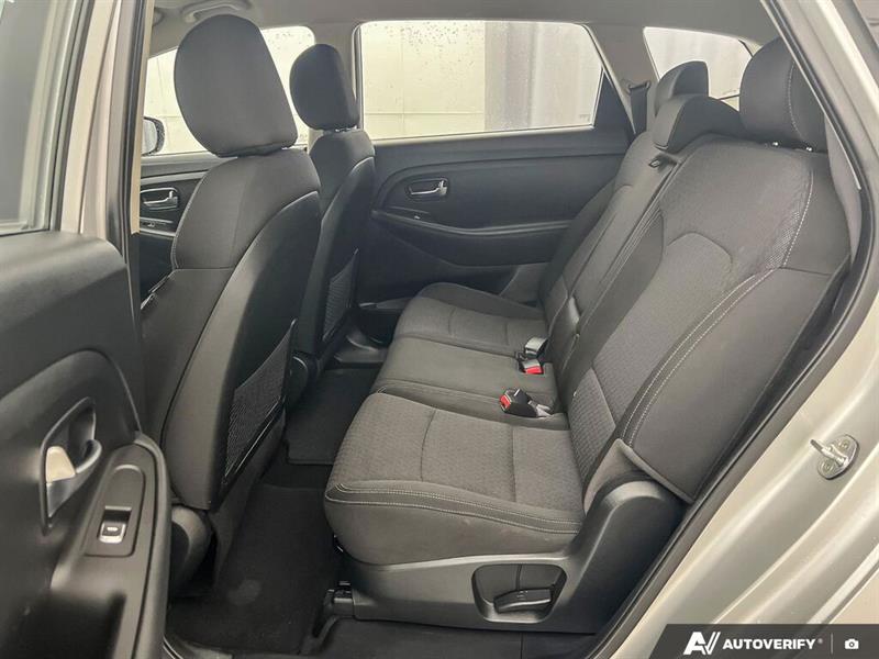 kia Rondo 2017 - 25