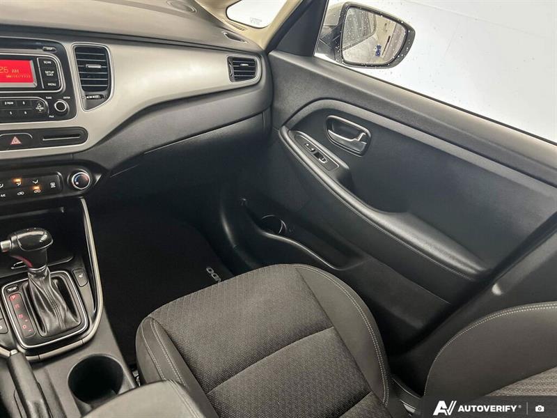 kia Rondo 2017 - 27