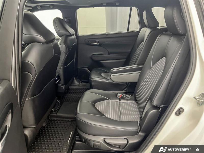 toyota Highlander 2023 - 25