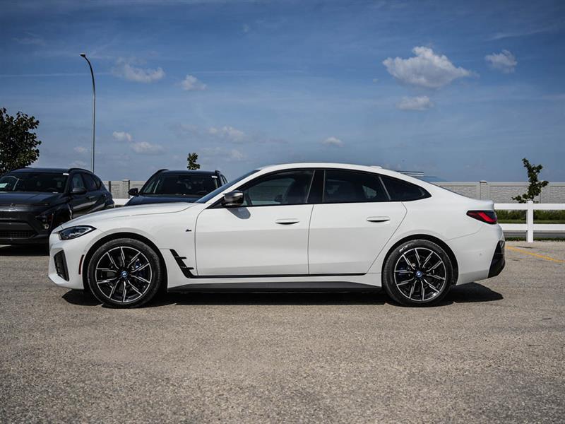 bmw i4 2023 - 6