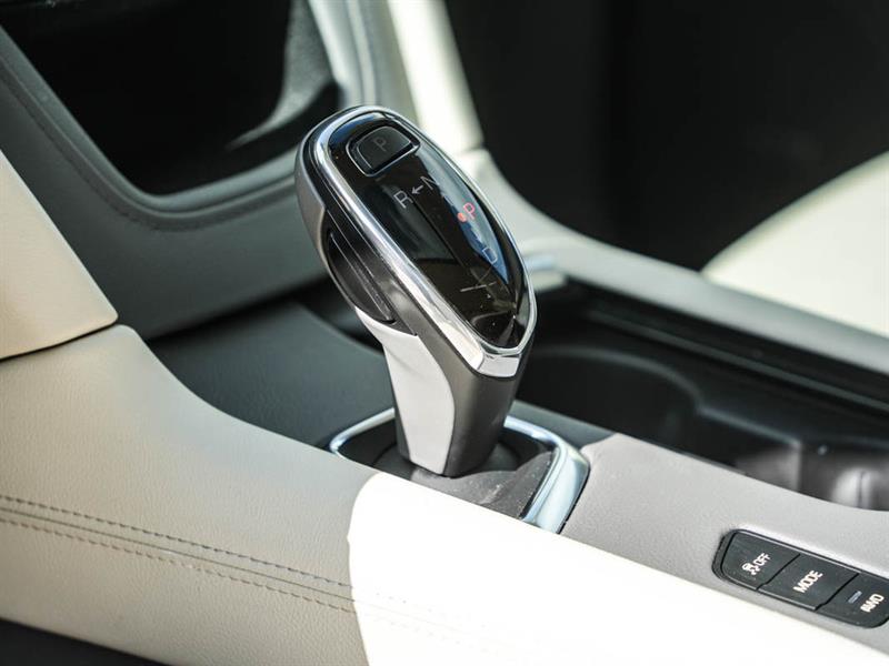 cadillac XT5 2017 - 12