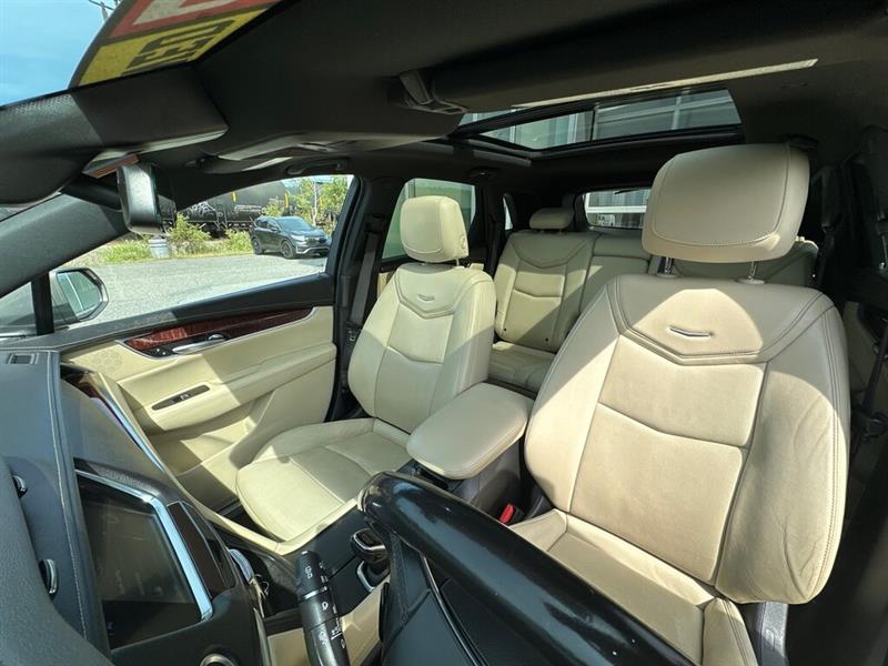 cadillac XT5 2018 - 9