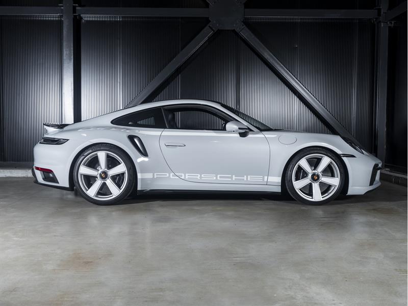 porsche 911 2025 - 13