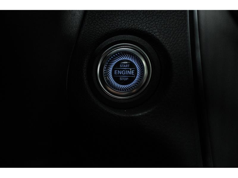 mercedes-benz GLC300 2022 - 18
