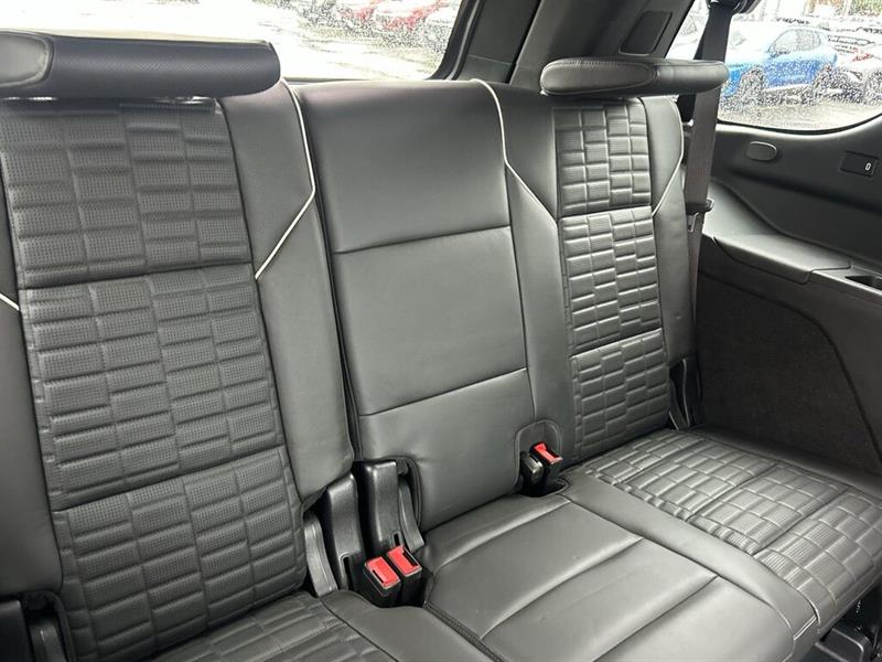 cadillac Escalade 2023 - 32