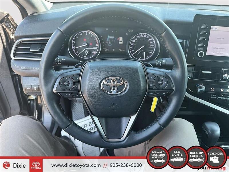 toyota Camry 2022 - 11