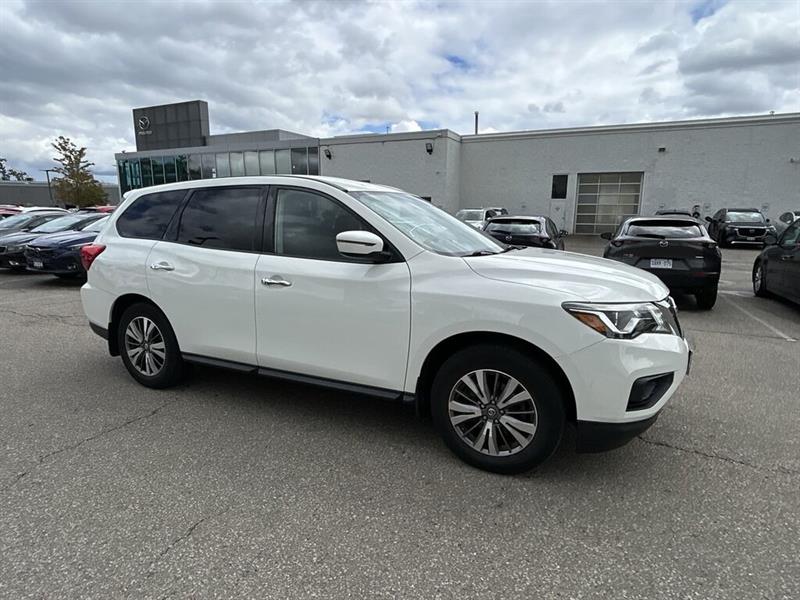 nissan Pathfinder 2018 - 17