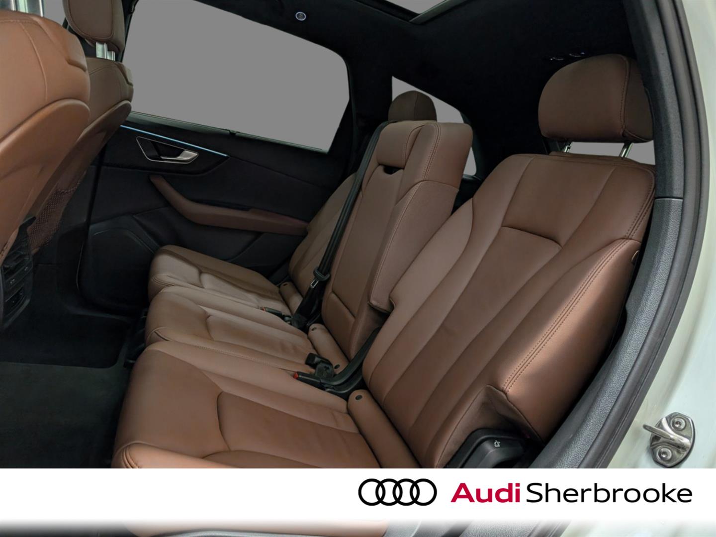 audi Q7 2022 - 12