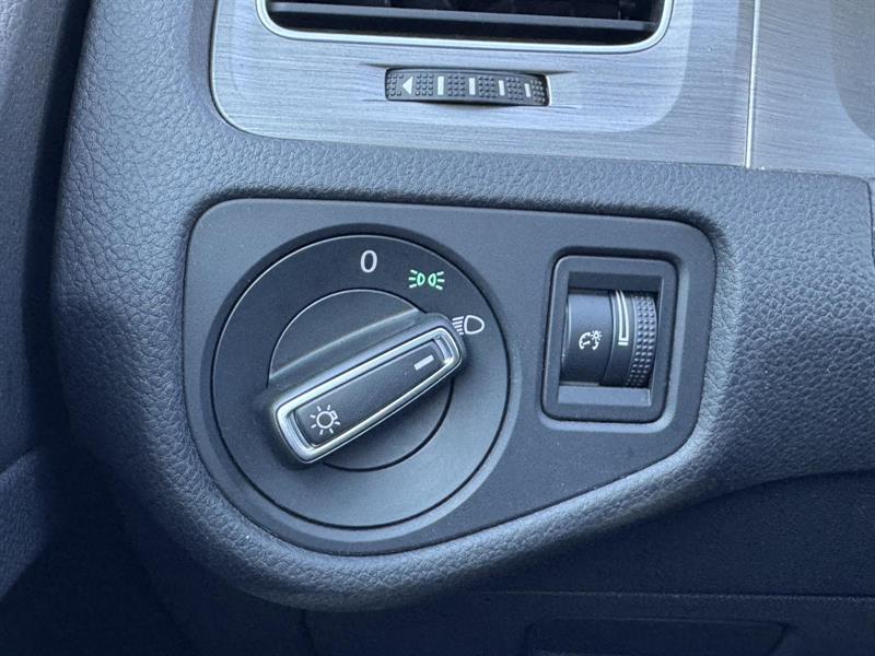 volkswagen Golf 2017 - 13