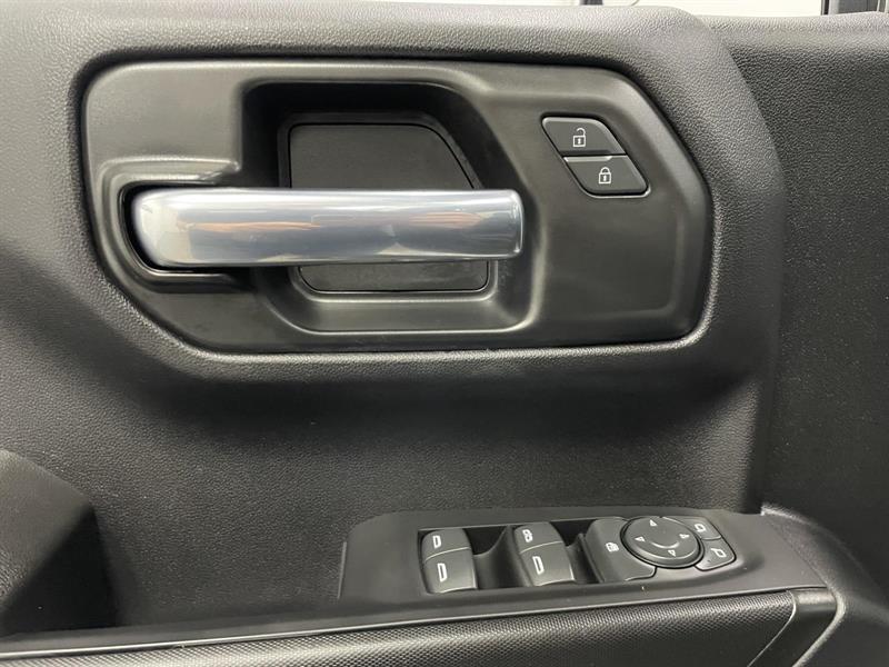 chevrolet Silverado 1500 2022 - 12