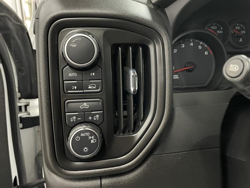 chevrolet Silverado 1500 2022 - 13