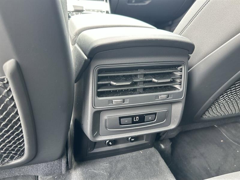audi Q7 2021 - 24