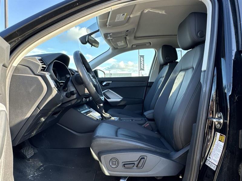 audi Q3 2022 - 14