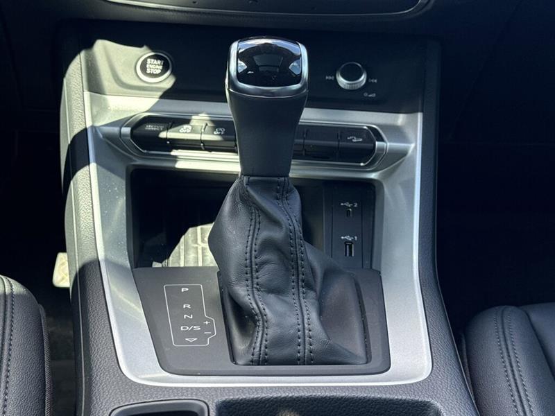 audi Q3 2021 - 23