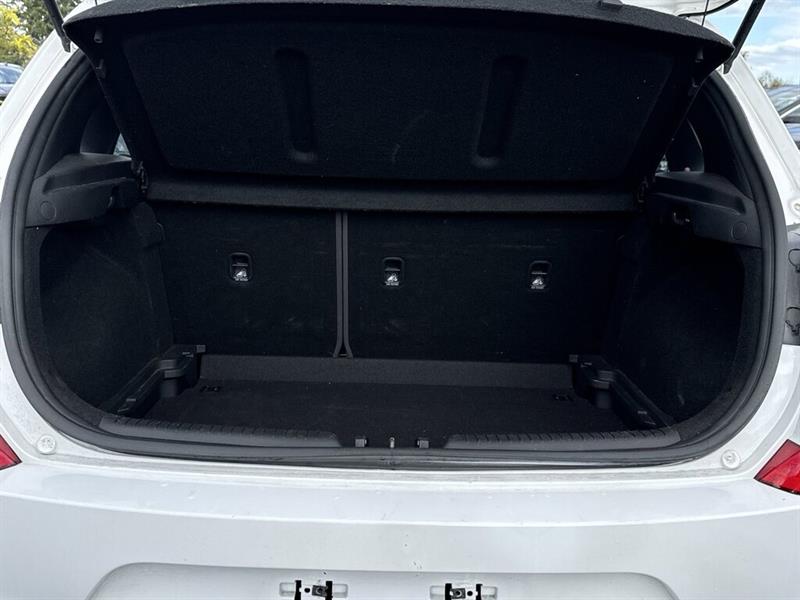 hyundai Elantra GT 2018 - 21