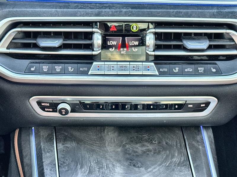 bmw X7 2022 - 18