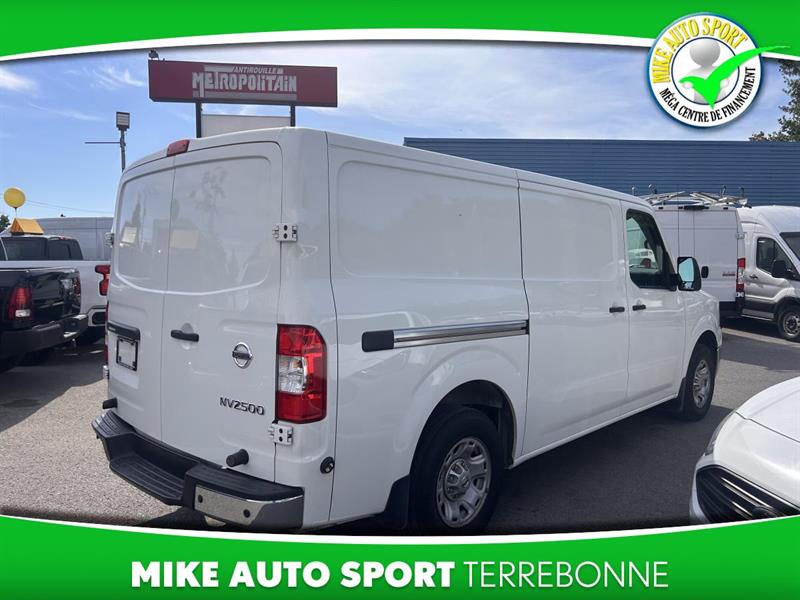 nissan Cargo 2019 - 4