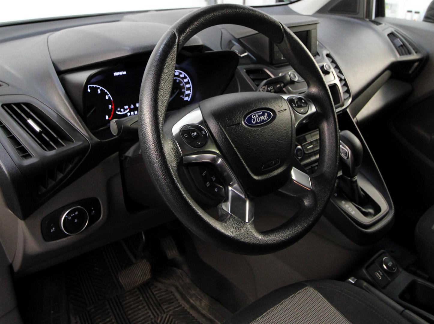 ford Transit Connect Wagon 2020 - 4