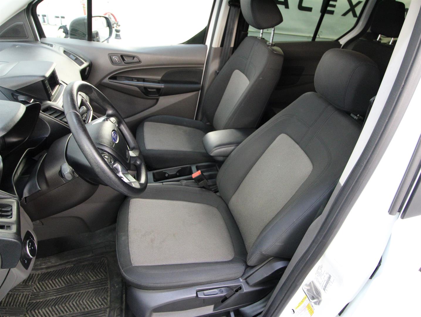 ford Transit Connect Wagon 2020 - 16
