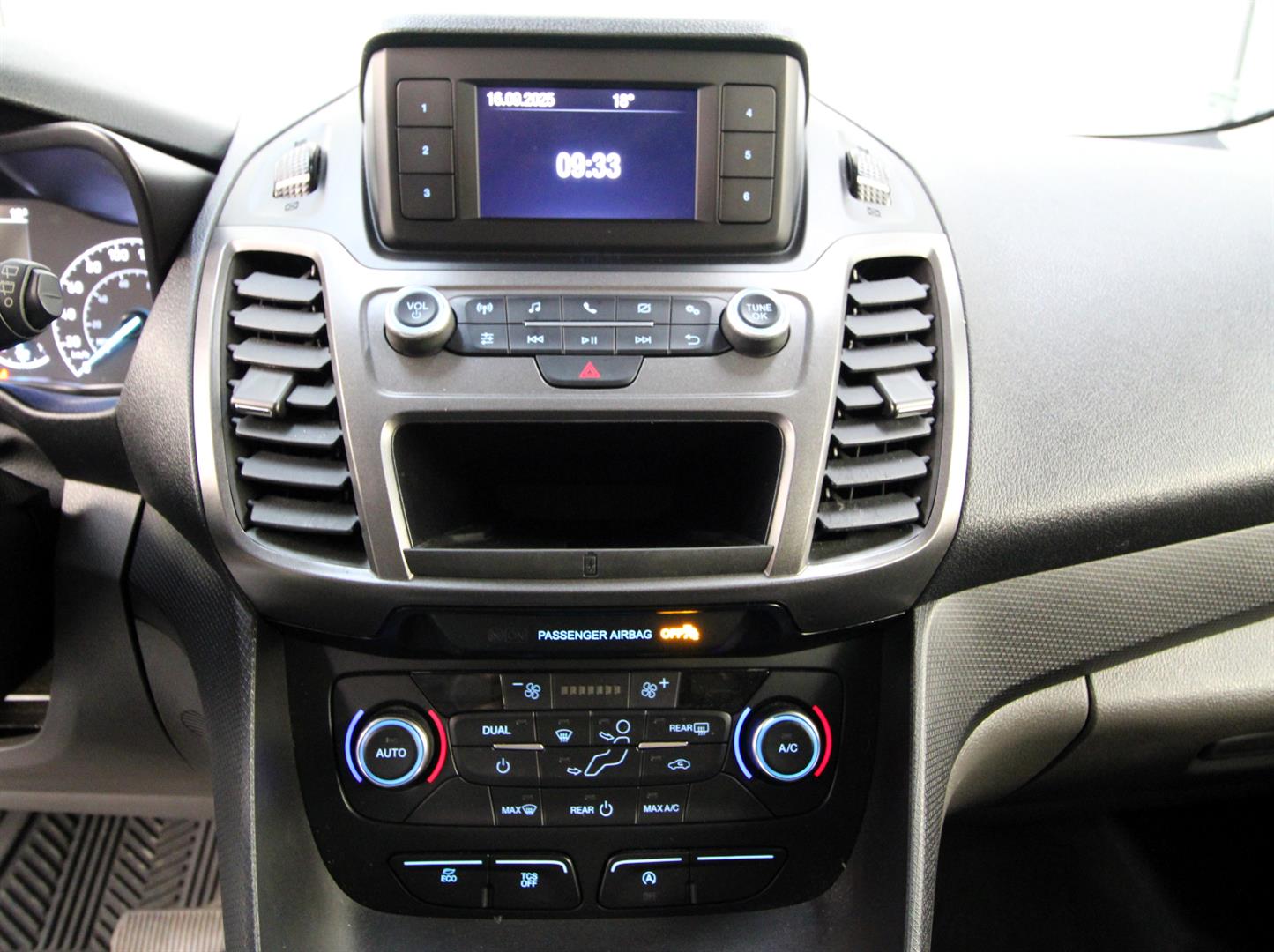 ford Transit Connect Wagon 2020 - 10