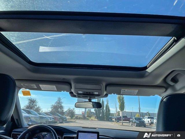 ford Explorer 2023 - 23