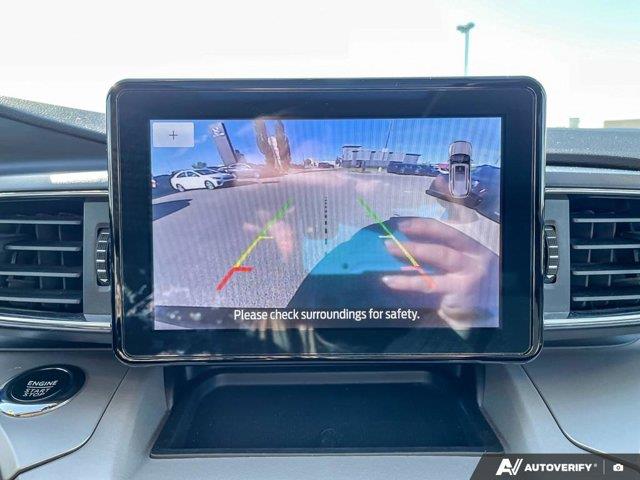 ford Explorer 2023 - 25