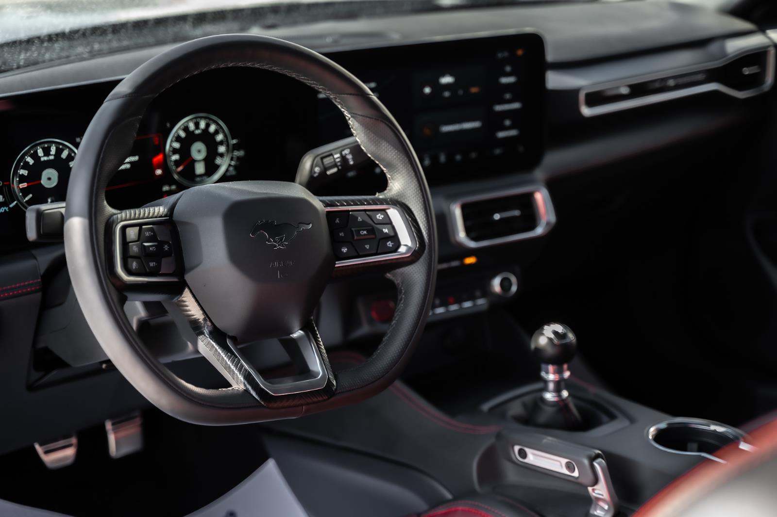 ford Mustang 2025 - 7