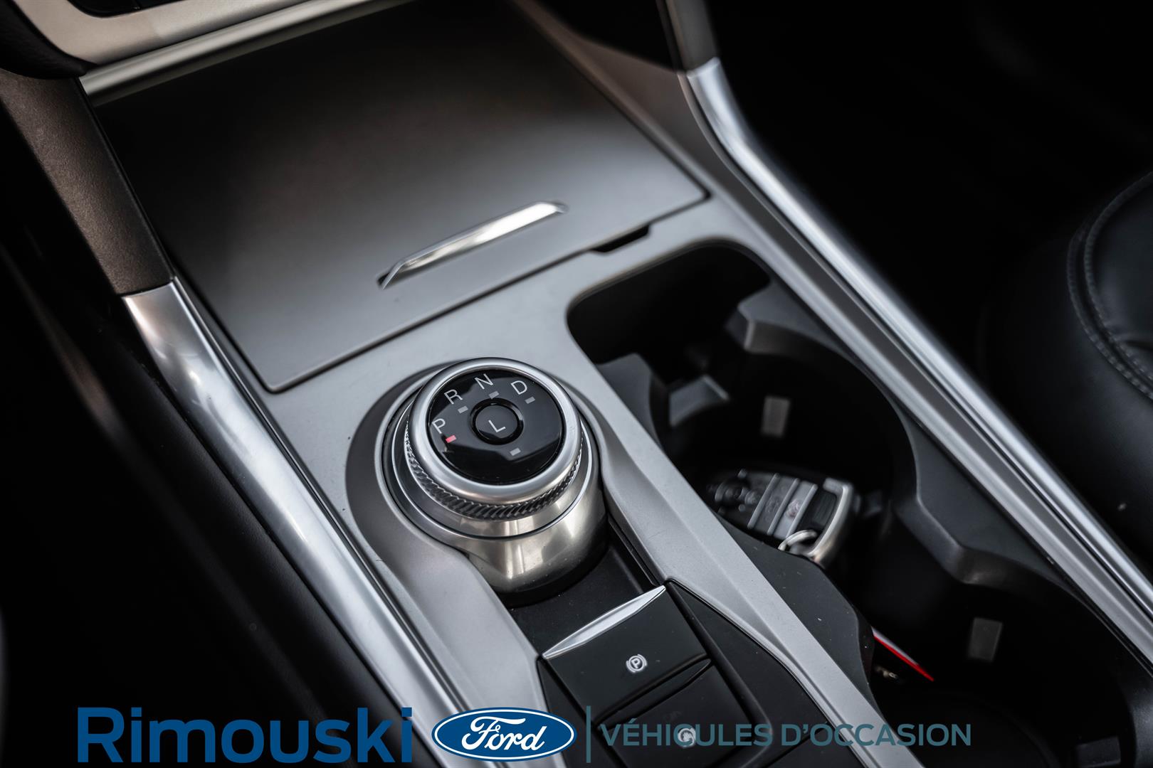 ford Explorer 2023 - 16