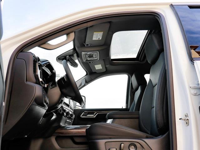 chevrolet Silverado 3500HD 2025 - 16