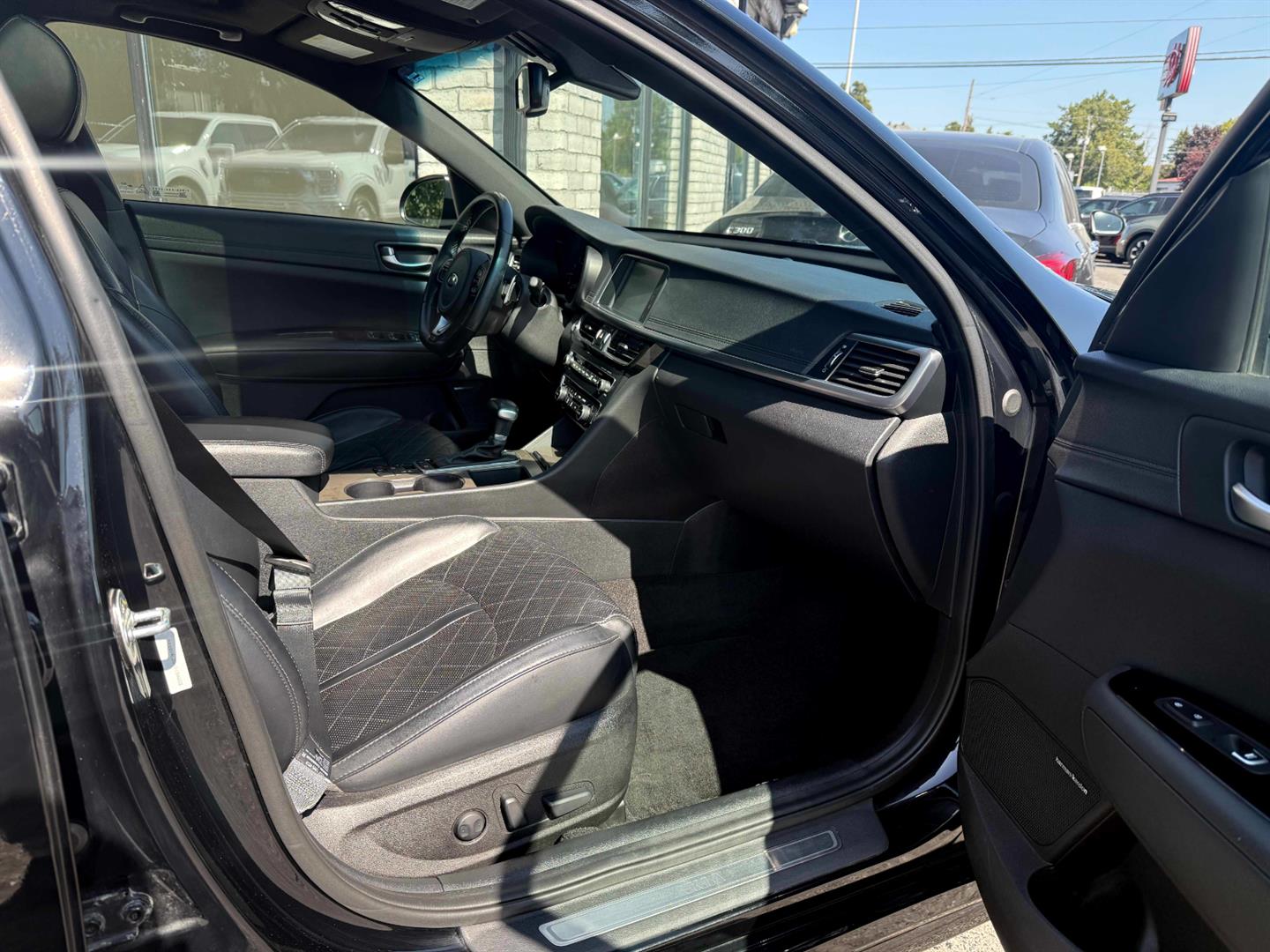 kia Optima 2017 - 23