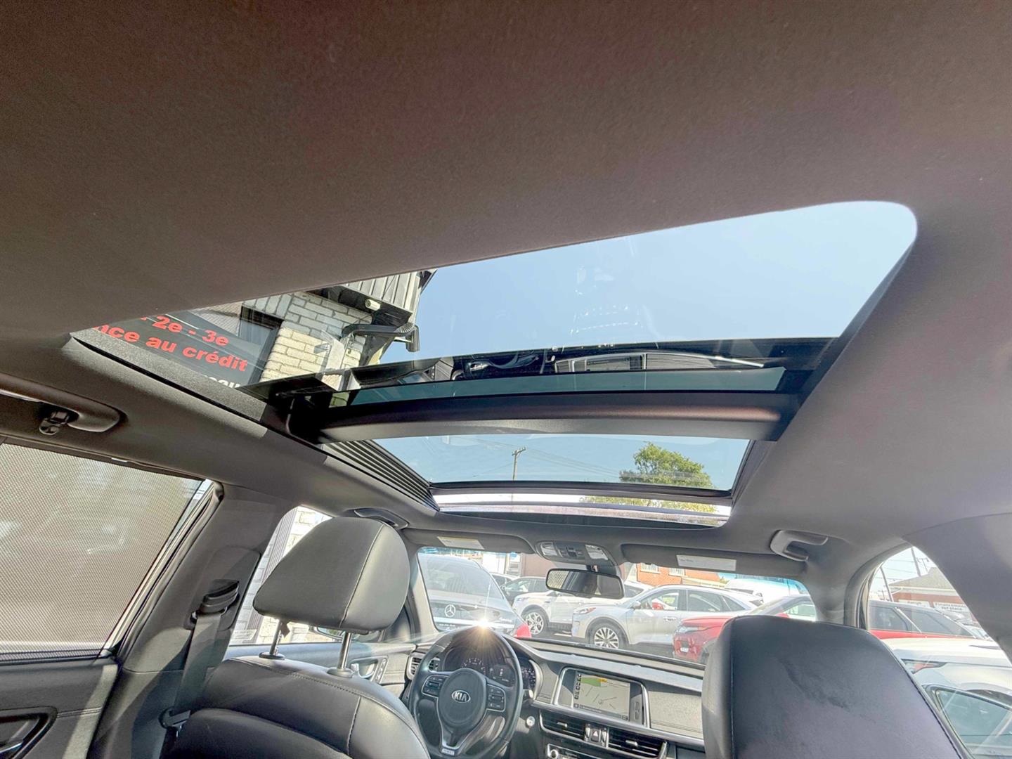 kia Optima 2017 - 24