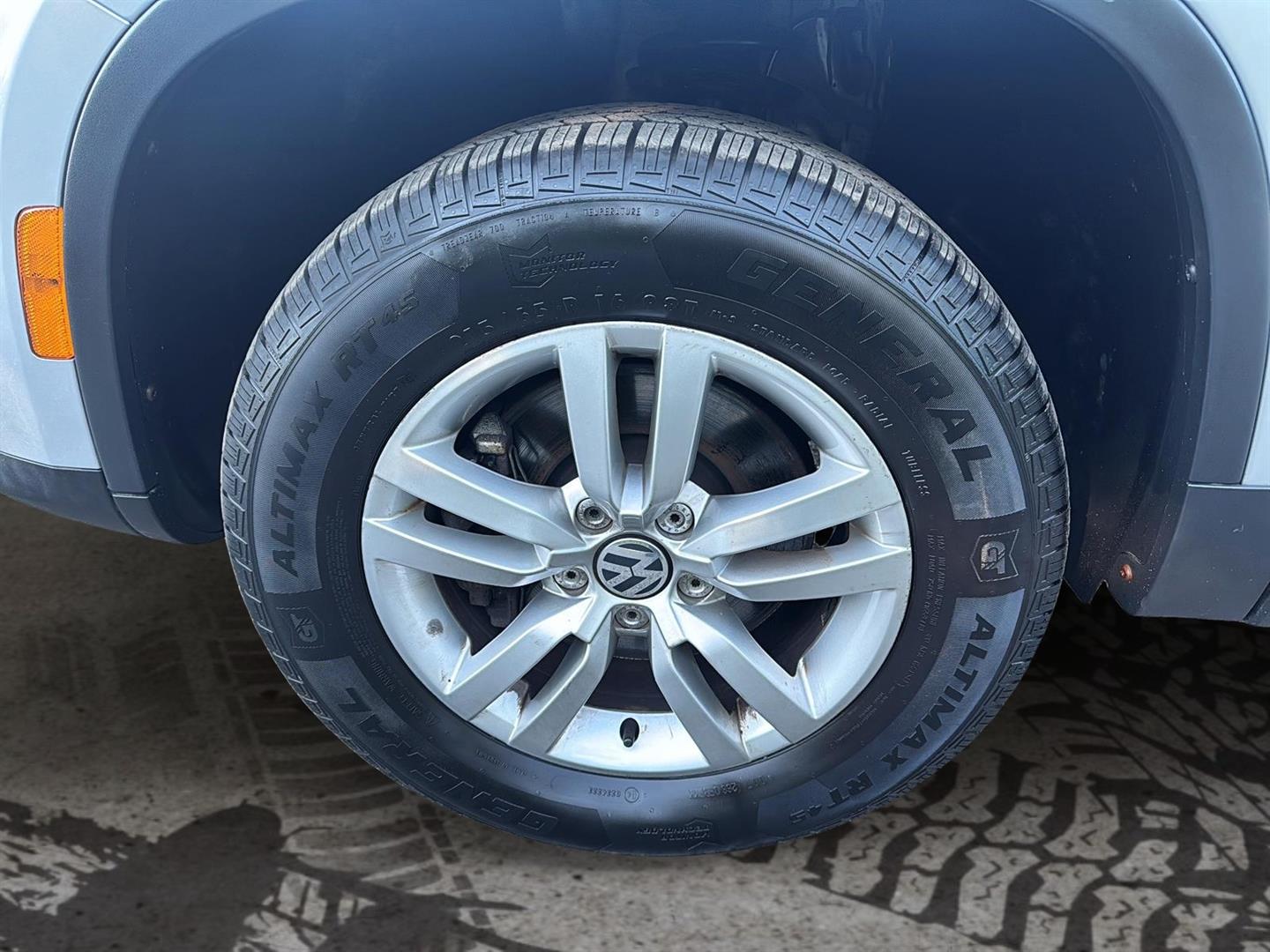 volkswagen Tiguan 2017 - 13