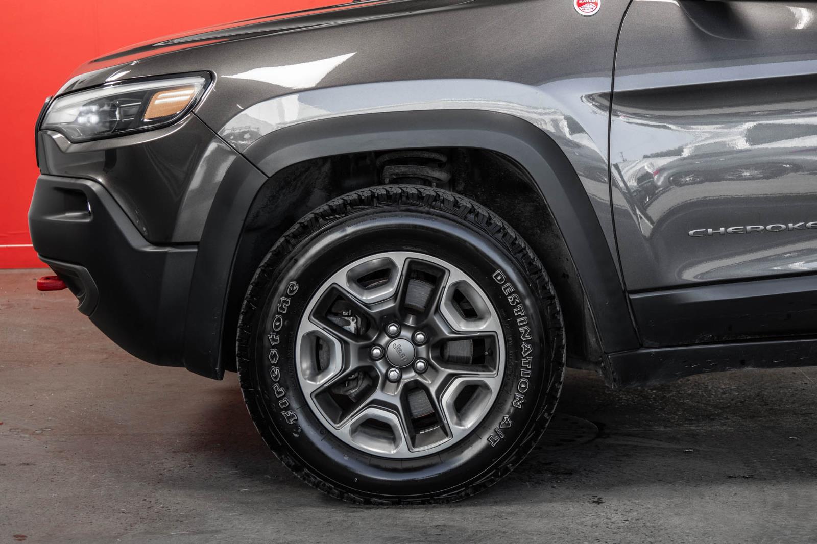 jeep Cherokee 2019 - 9