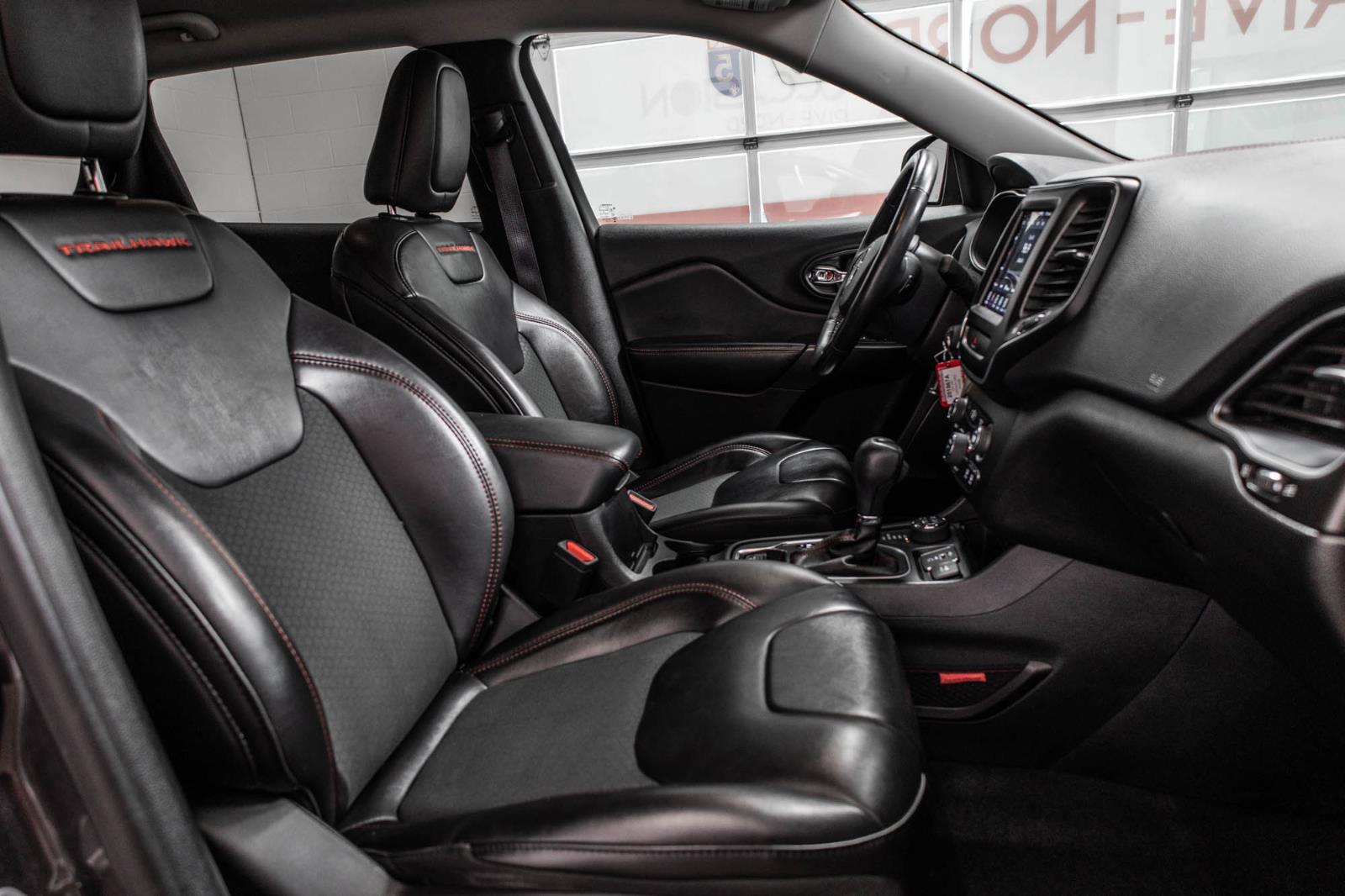 jeep Cherokee 2019 - 40