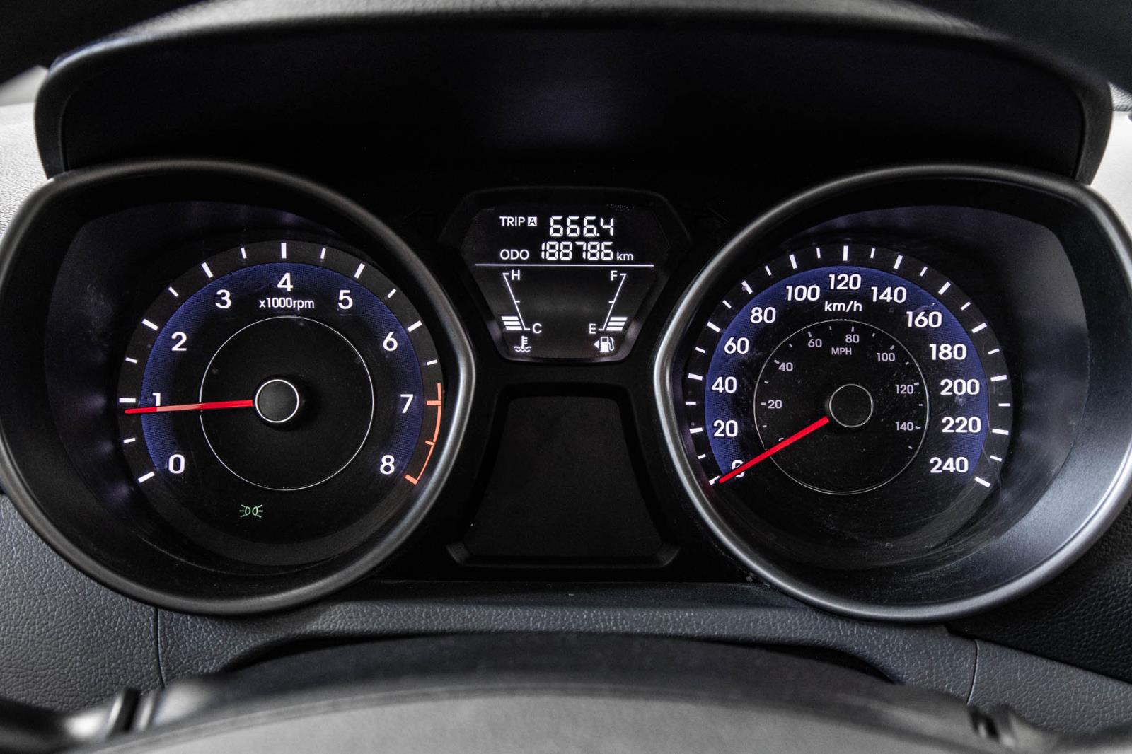 hyundai Elantra 2013 - 17