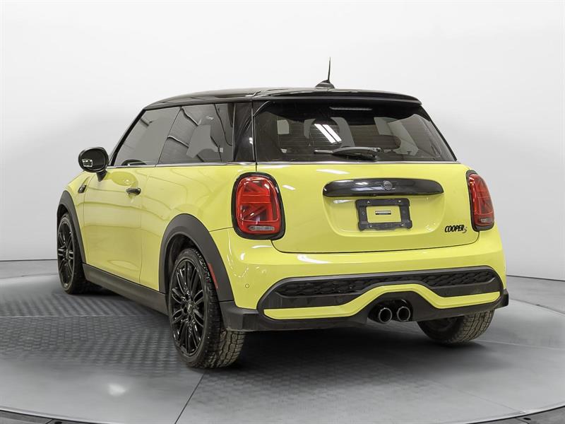 mini Hatchback 2023 - 4