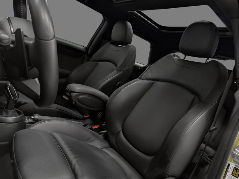 mini Hatchback 2023 - 7