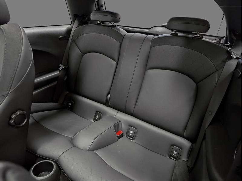 mini Hatchback 2023 - 8