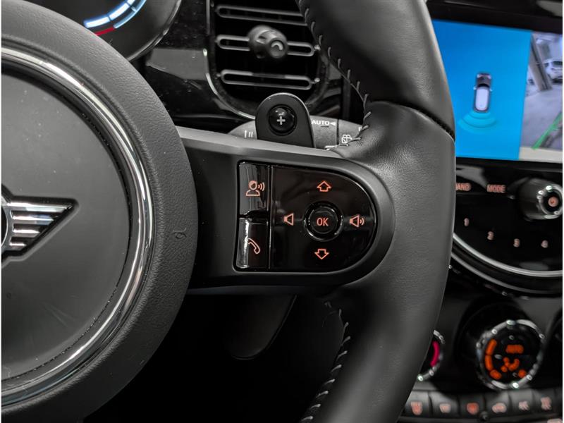 mini Hatchback 2023 - 15