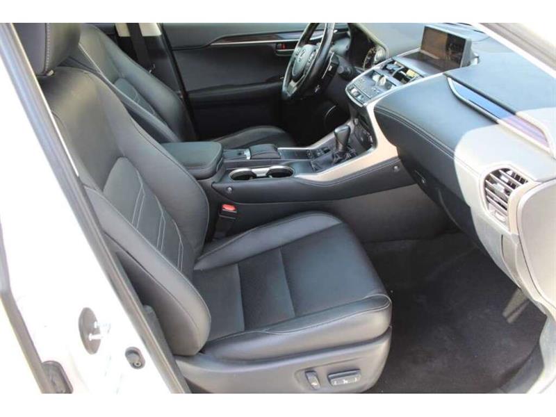 lexus NX 300 2021 - 25
